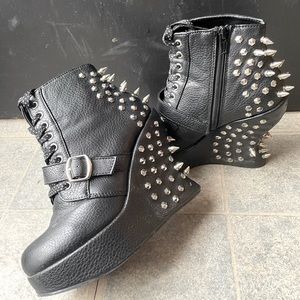 Vegan Wedge Ankle Boots with spikes (Bravo series)